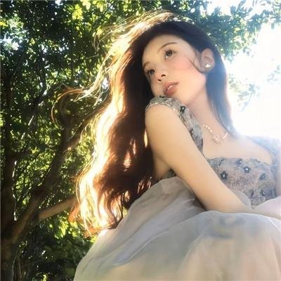 一屋女人海报